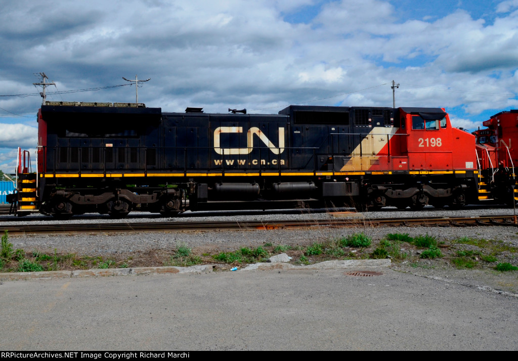 CN 2198